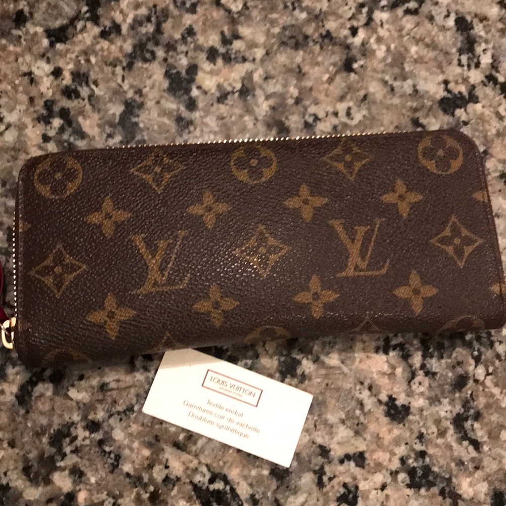 Authentic Louis Vuitton Wallett